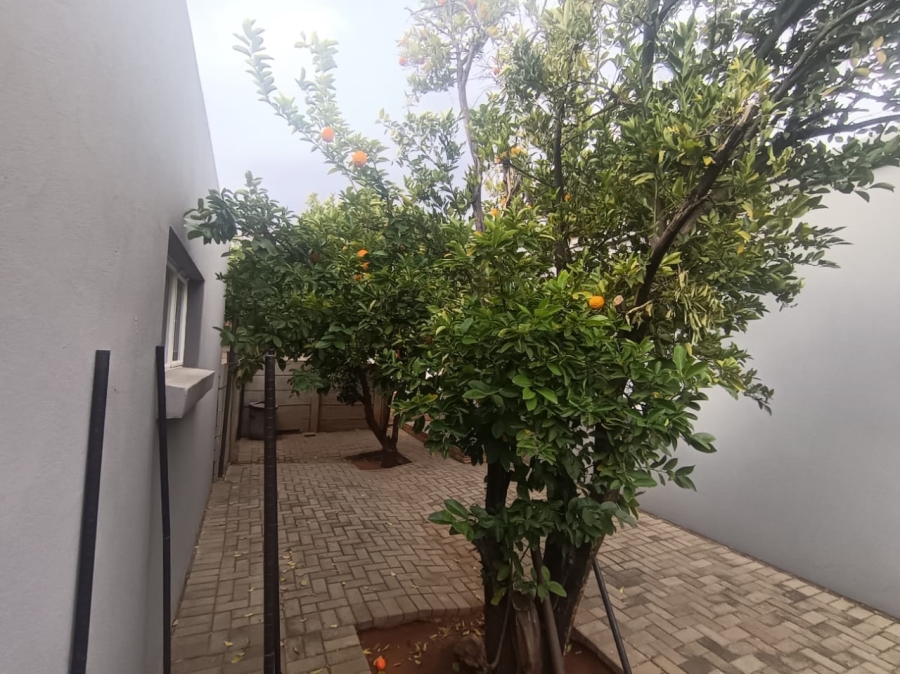 4 Bedroom Property for Sale in Hadison Park Northern Cape